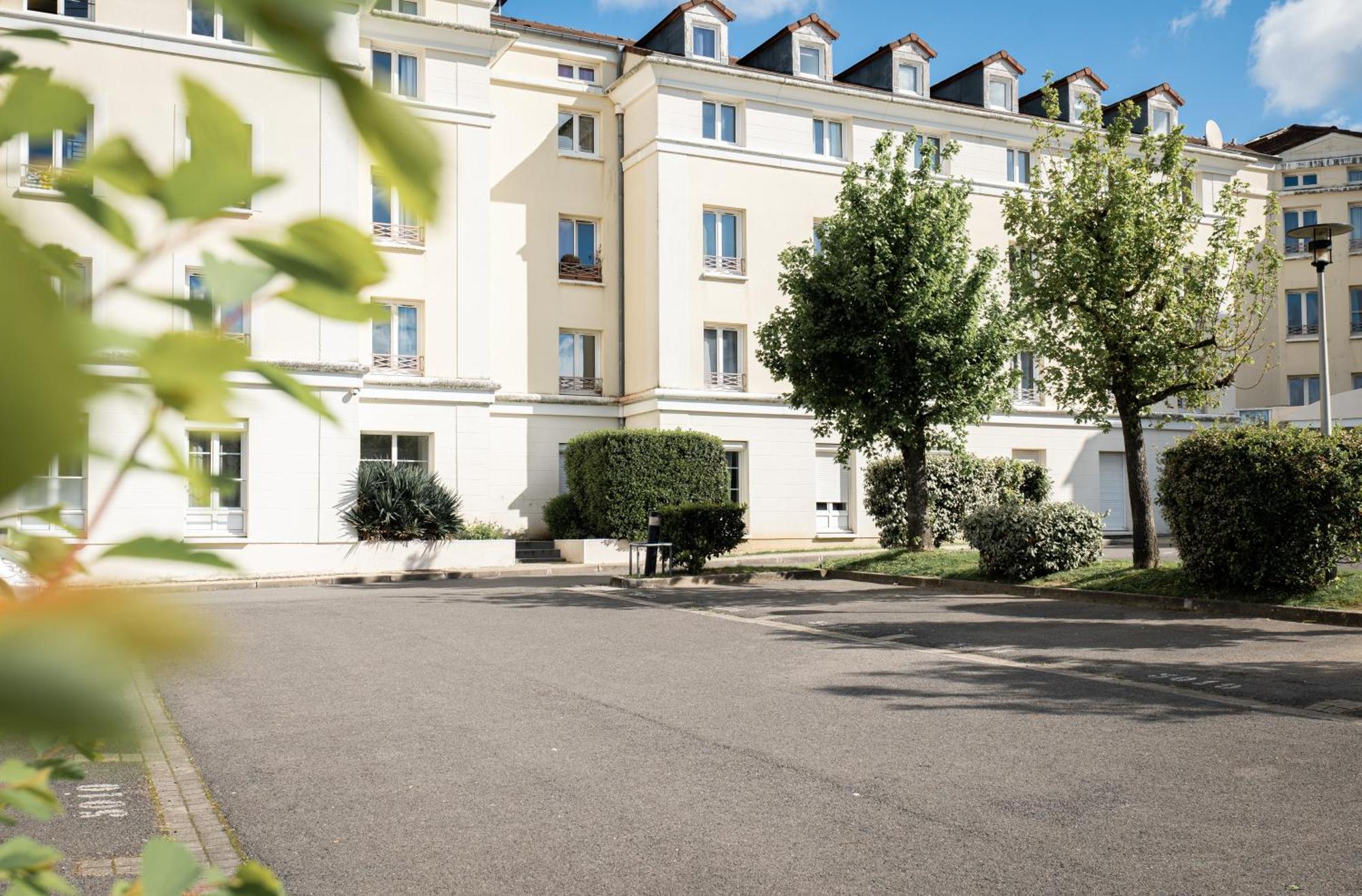 Cosy Appartement - 4 Personnes - Disneyland & Paris บุสซี-แซ็ง-ฌอร์ฌ ภายนอก รูปภาพ